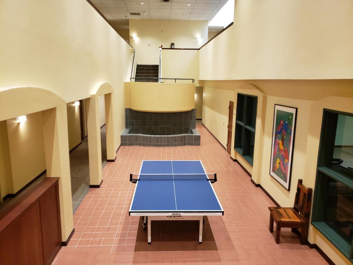 Totem Lake Hotel كيركلاند المظهر الخارجي الصورة